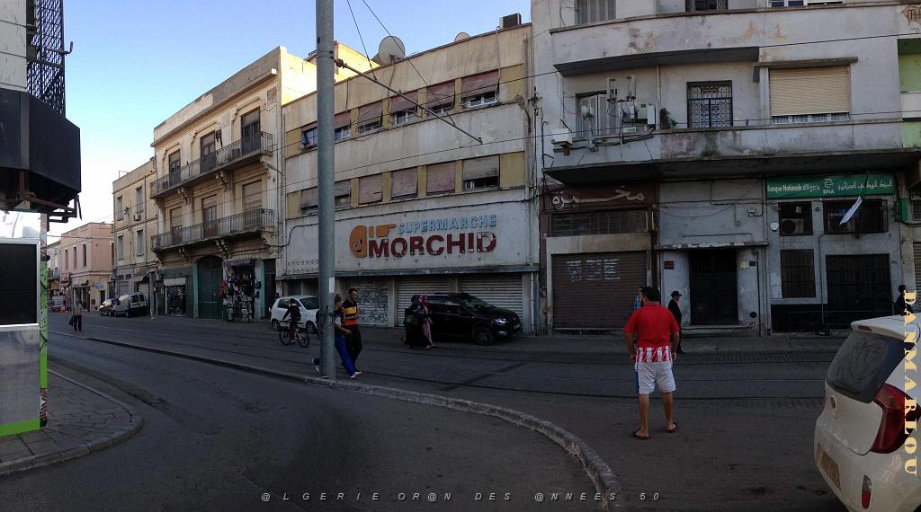 ORAN Avenue de Saint-Eugene et l'ancien Monoprix (supermarche Morchid ).jpg